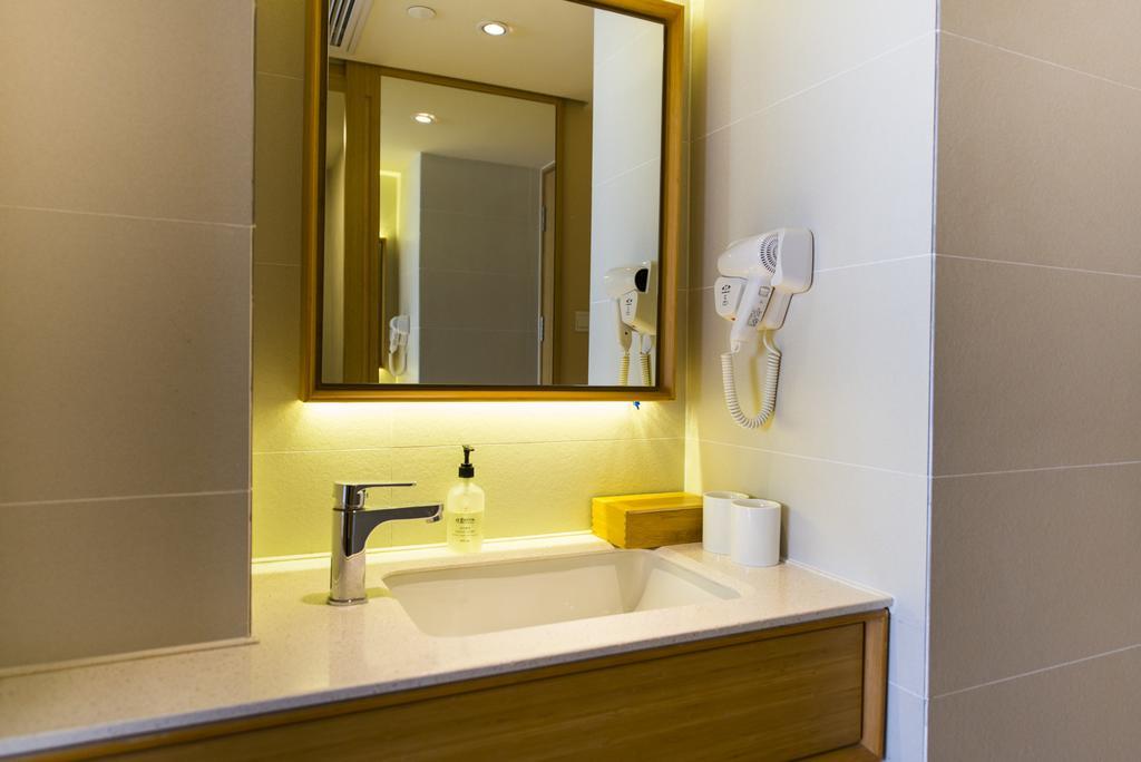 Ji Hotel Chengdu West Hi-Tech Zone Longhu Quarto foto